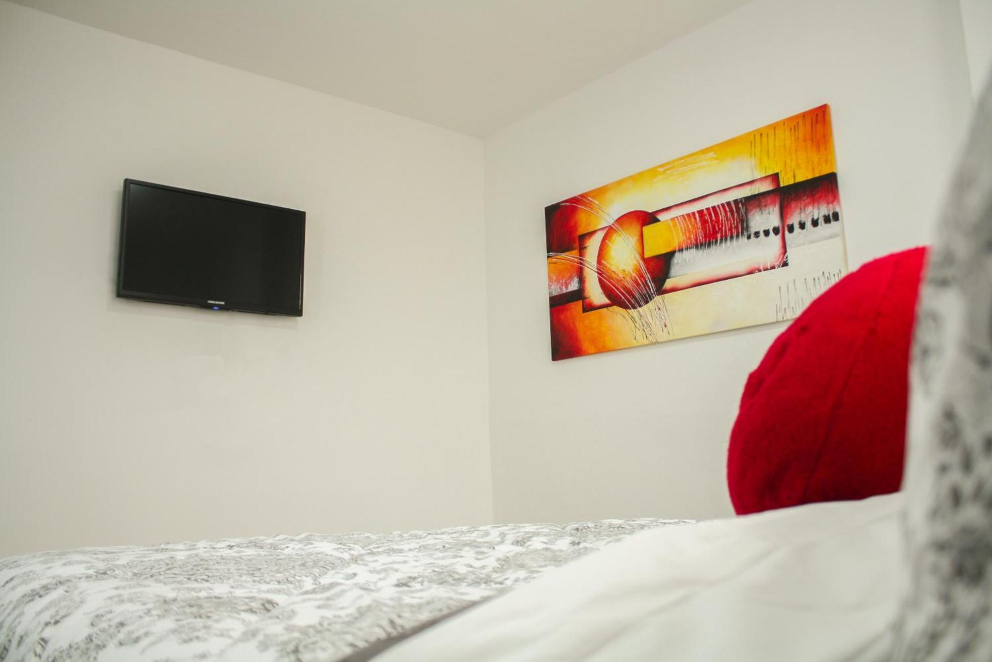 Apartahotel Kelly Cali Bagian luar foto