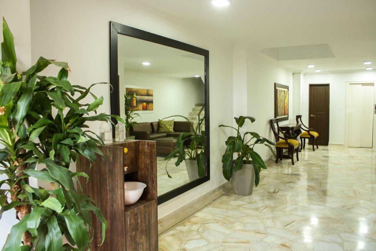 Apartahotel Kelly Cali Bagian luar foto