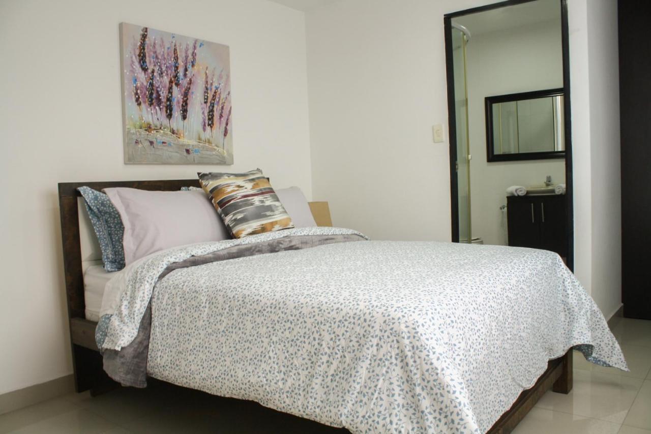 Apartahotel Kelly Cali Bagian luar foto