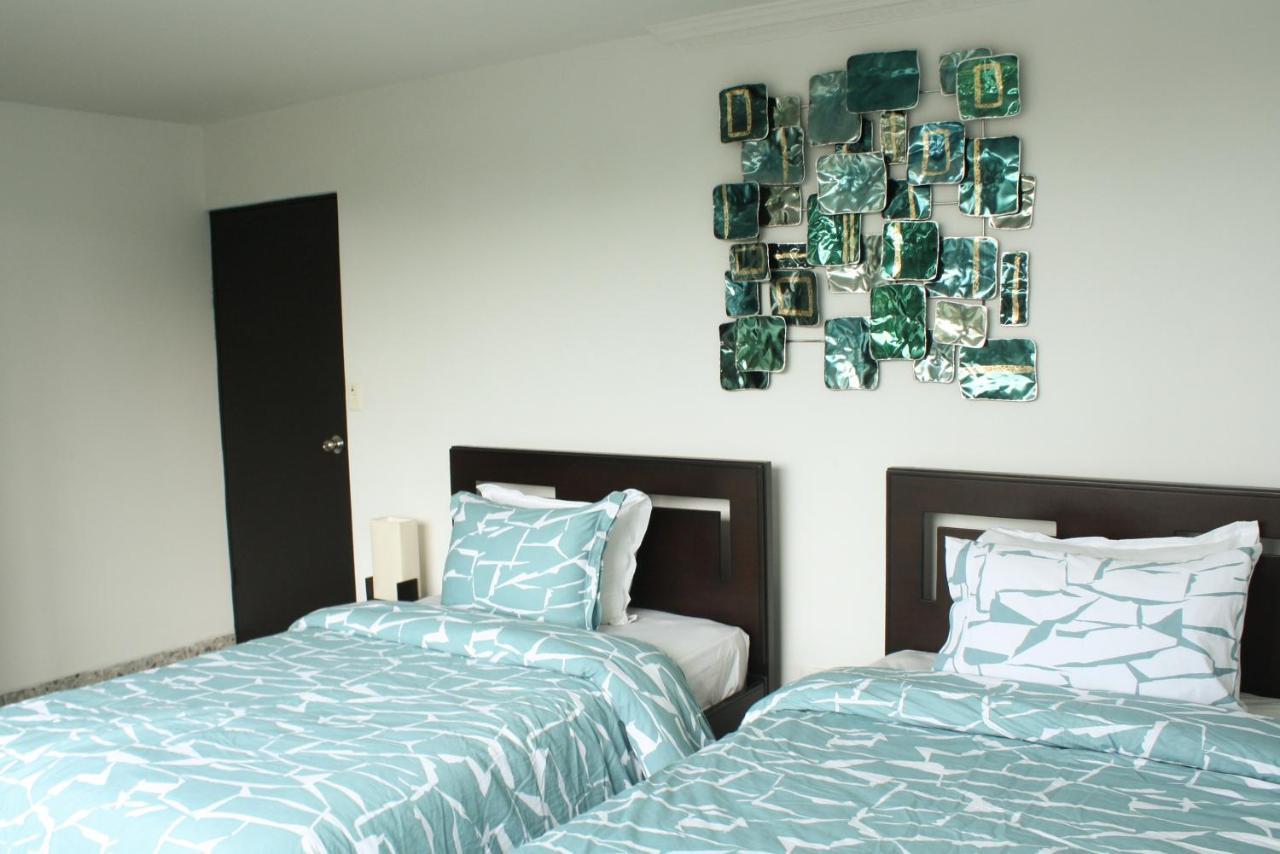 Apartahotel Kelly Cali Bagian luar foto