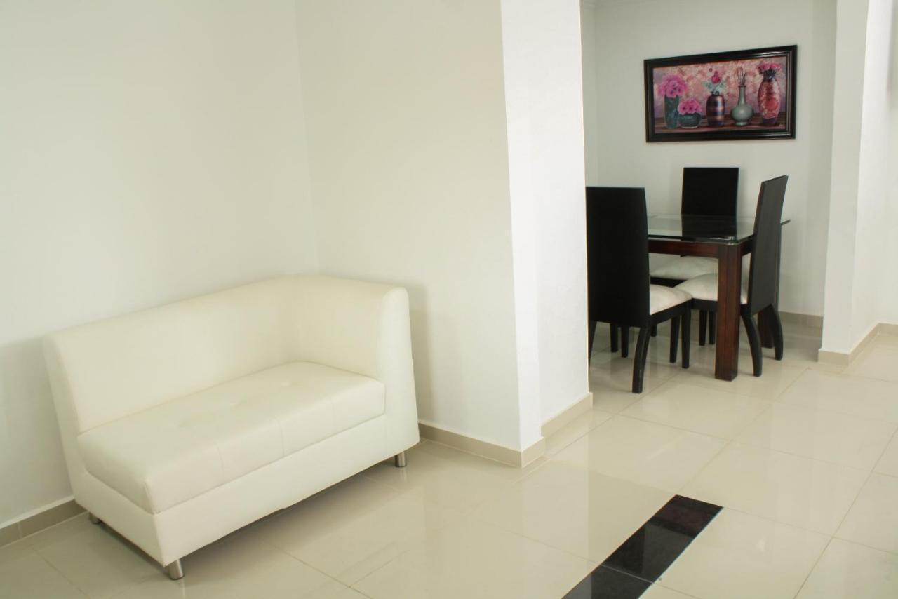 Apartahotel Kelly Cali Bagian luar foto