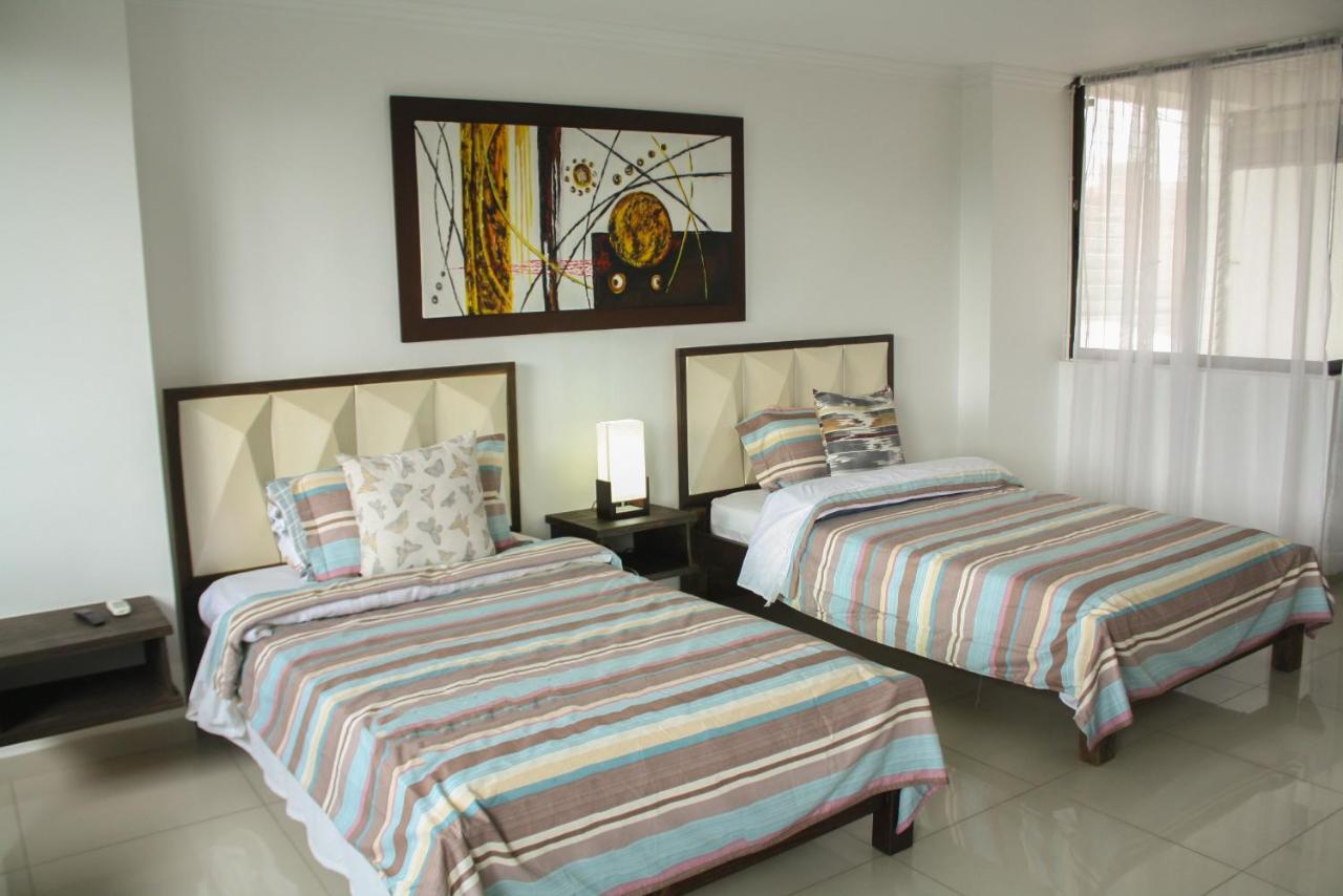 Apartahotel Kelly Cali Bagian luar foto