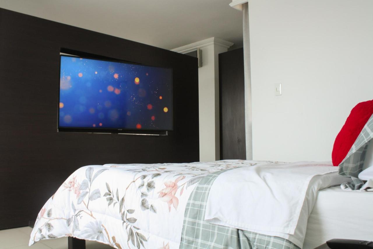 Apartahotel Kelly Cali Bagian luar foto