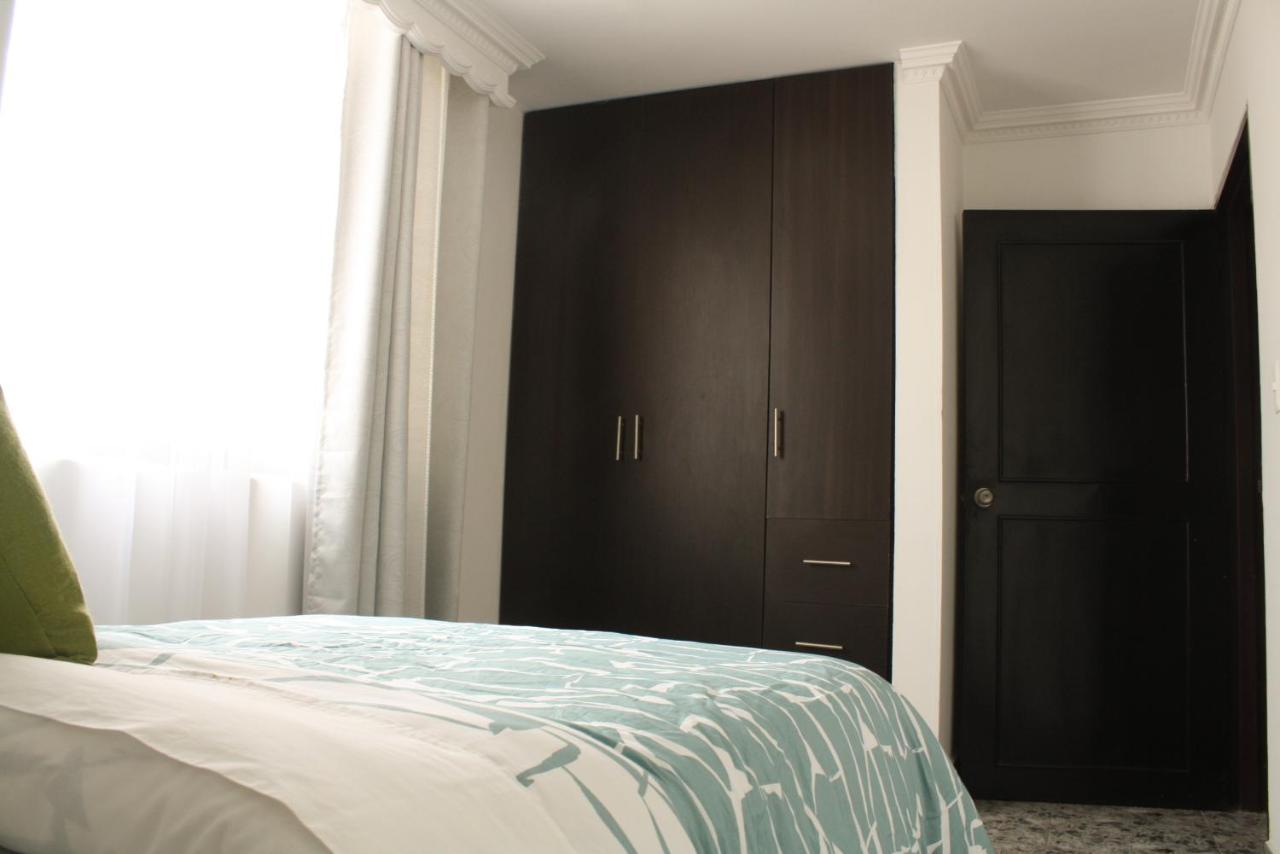 Apartahotel Kelly Cali Bagian luar foto