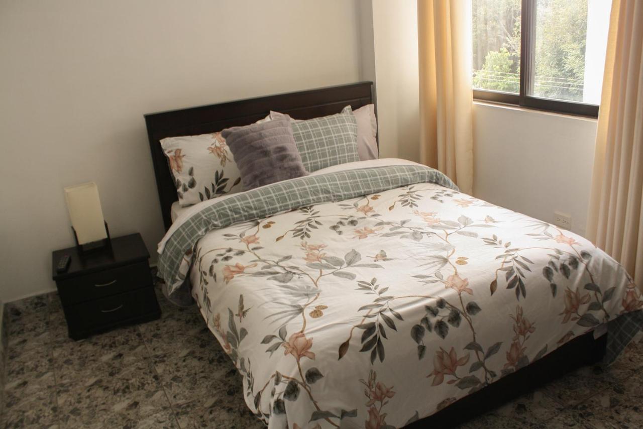 Apartahotel Kelly Cali Bagian luar foto