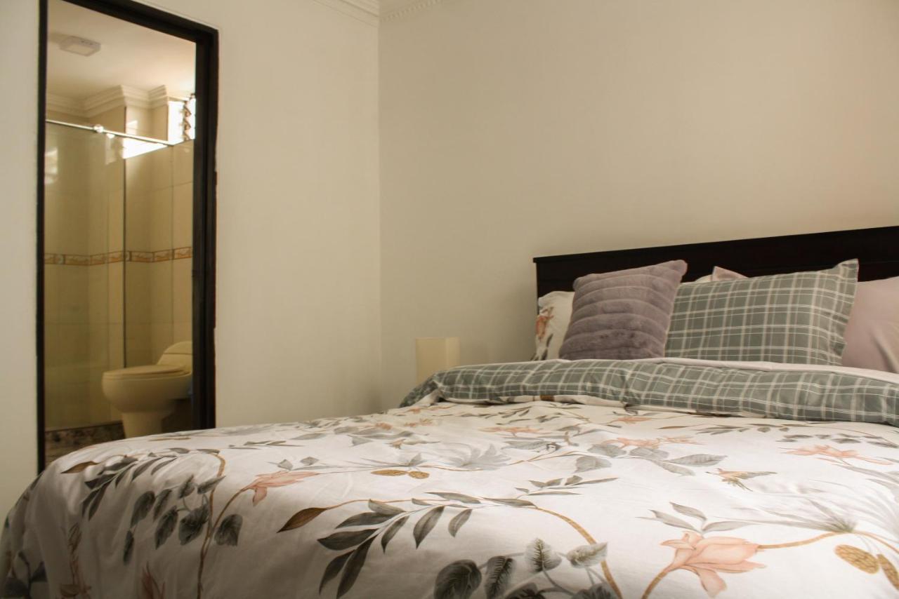 Apartahotel Kelly Cali Bagian luar foto